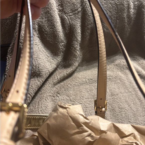 Michael Kors Women's Gold Metallic XL Tote Bag .
16” W x 11” T x 6.5” D - Picture 11 of 16